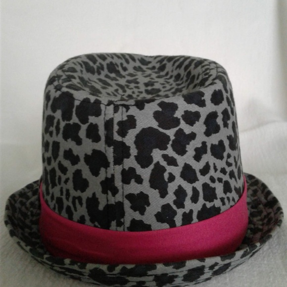 Hello Kitty Fedora ***Add-on Item - Picture 3 of 3